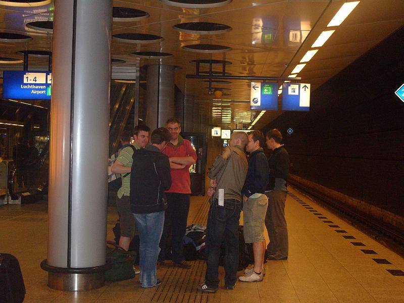 Antwerp train station.jpg